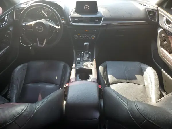 JM1BN1M39H1132927 2017 MAZDA 3 - Image 8