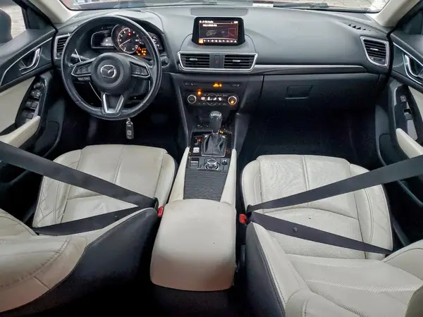 JM1BN1M39H1135360 2017 MAZDA 3 - Image 8