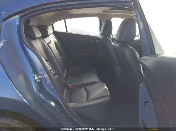 JM1BN1M39H1146455 2017 MAZDA 3 - Image 8