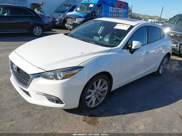 JM1BN1M3XH1117420 2017 MAZDA 3 - Image 2