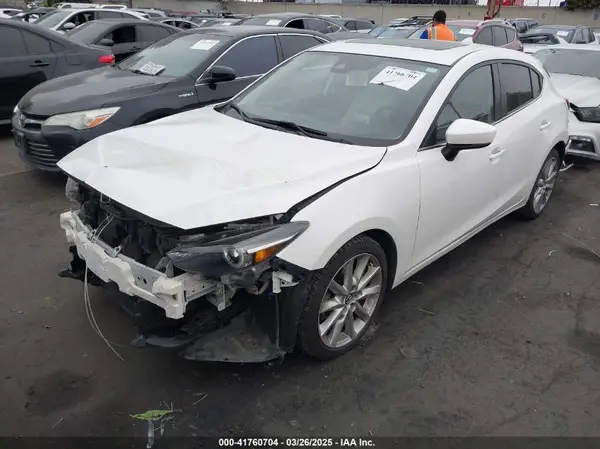JM1BN1M3XH1120365 2017 MAZDA 3 - Image 2