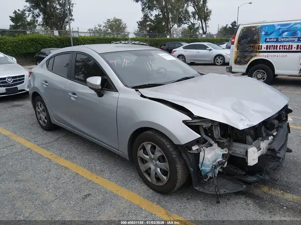 JM1BN1U70H1104730 2017 MAZDA 3 - Image 1