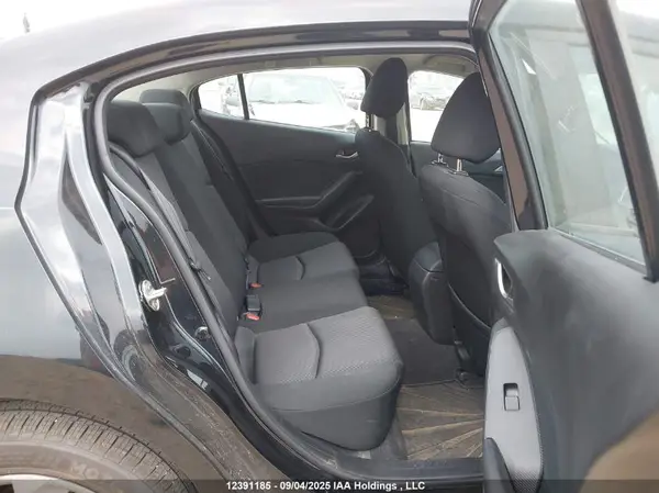 JM1BN1U71H1116823 2017 MAZDA 3 - Image 8