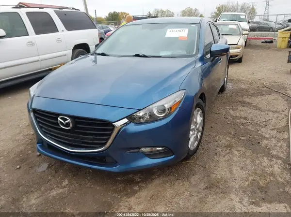JM1BN1U71H1143245 2017 MAZDA 3 - Image 2