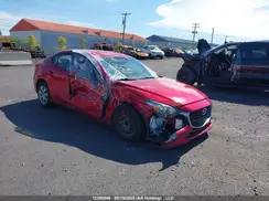 JM1BN1U71J1164084 2018 MAZDA 3