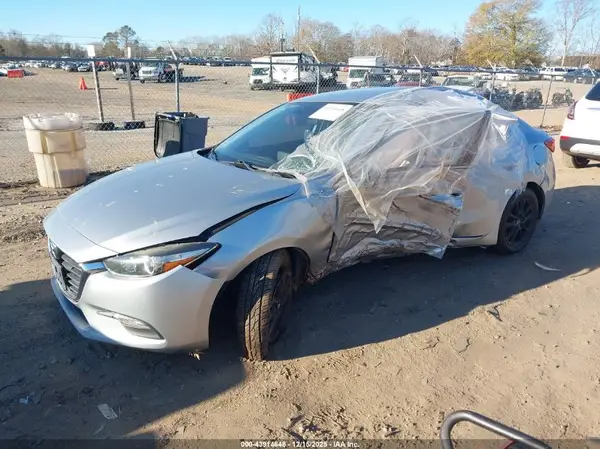 JM1BN1U75H1101256 2017 MAZDA 3 - Image 2