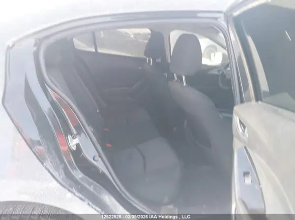 JM1BN1U76J1159415 2018 MAZDA 3 - Image 8
