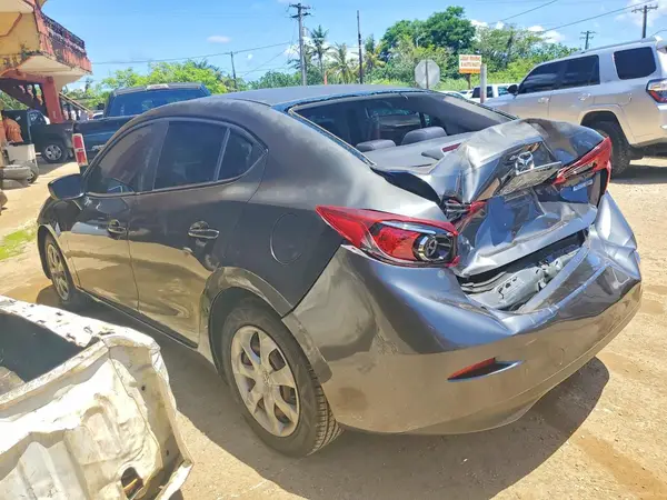 JM1BN1U76J1172407 2018 MAZDA 3 - Image 2