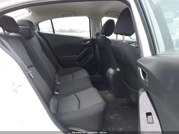 JM1BN1U77H1100917 2017 MAZDA 3 - Image 8