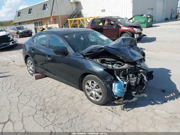 JM1BN1U79H1142036 2017 MAZDA 3 - Image 1