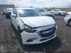 JM1BN1U7XH1150050 2017 MAZDA 3