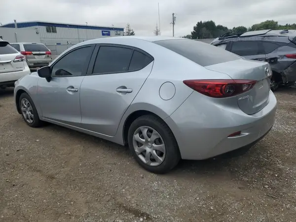 JM1BN1U7XJ1162723 2018 MAZDA 3 - Image 2
