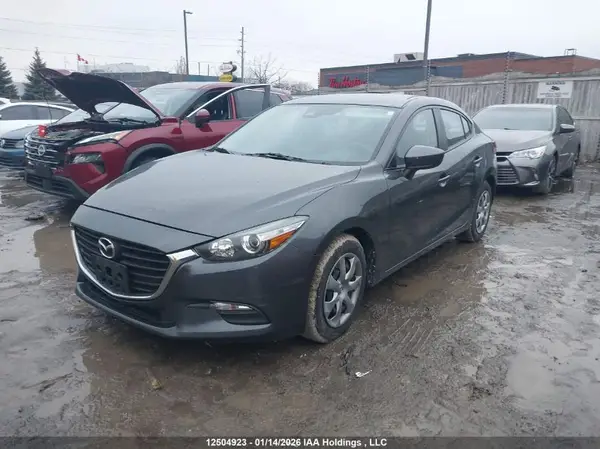 JM1BN1U7XJ1175536 2018 MAZDA 3 - Image 2