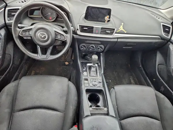 JM1BN1U7XJ1189503 2018 MAZDA 3 - Image 8