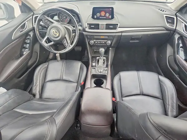 JM1BN1V34J1159201 2018 MAZDA 3 - Image 8