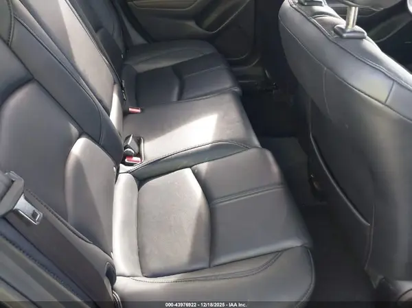 JM1BN1V37J1156177 2018 MAZDA 3 - Image 8
