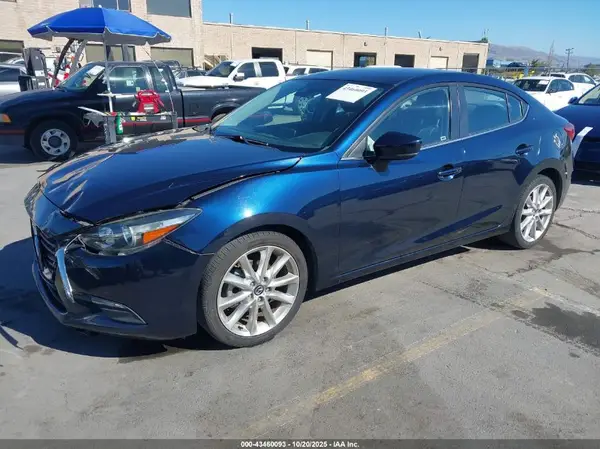 JM1BN1V70H1140285 2017 MAZDA 3 - Image 2