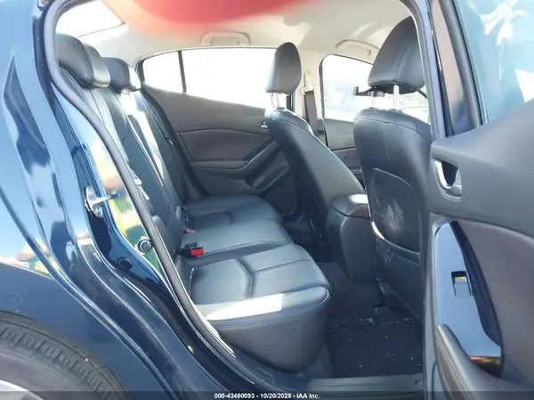 JM1BN1V70H1140285 2017 MAZDA 3 - Image 8