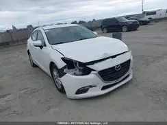 JM1BN1V70J1182106 2018 MAZDA 3