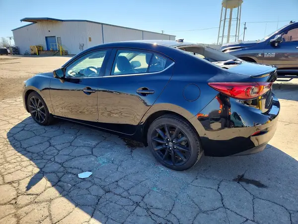 JM1BN1V71H1103097 2017 MAZDA 3 - Image 2