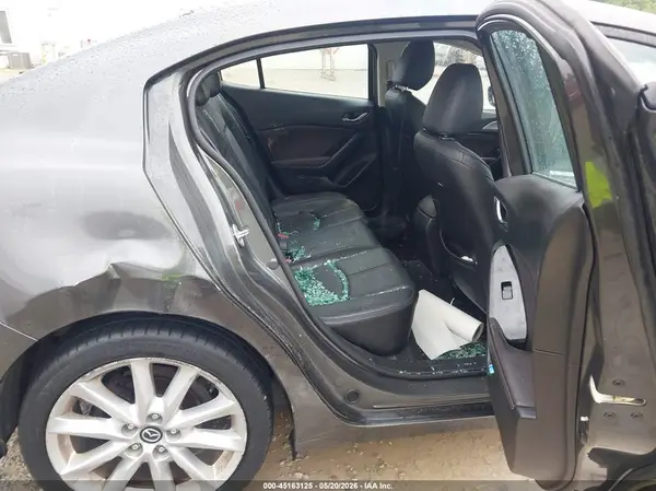 JM1BN1V71H1126640 2017 MAZDA 3 - Image 8