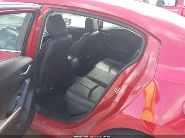 JM1BN1V71H1127352 2017 MAZDA 3 - Image 8
