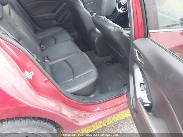 JM1BN1V71J1184673 2018 MAZDA 3 - Image 8