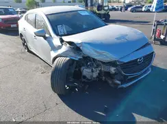 JM1BN1V72H1106185 2017 MAZDA 3