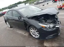 JM1BN1V72H1107482 2017 MAZDA 3