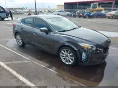 JM1BN1V72H1142913 2017 MAZDA 3