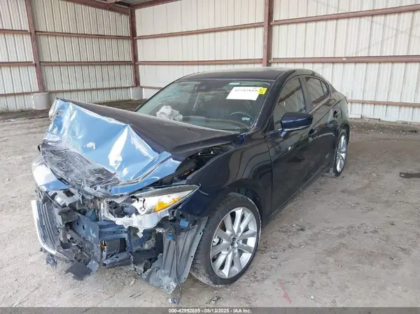 JM1BN1V73H1116465 2017 MAZDA 3 - Image 2