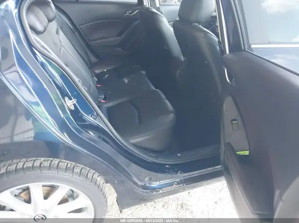 JM1BN1V73H1116465 2017 MAZDA 3 - Image 8