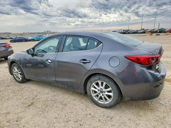 JM1BN1V73J1159337 2018 MAZDA 3 - Image 2