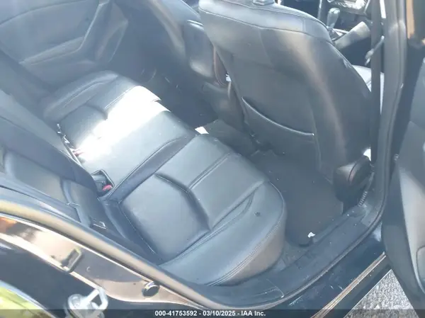 JM1BN1V74H1105829 2017 MAZDA 3 - Image 8