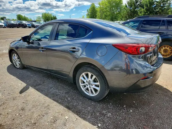 JM1BN1V74H1109492 2017 MAZDA 3 - Image 2