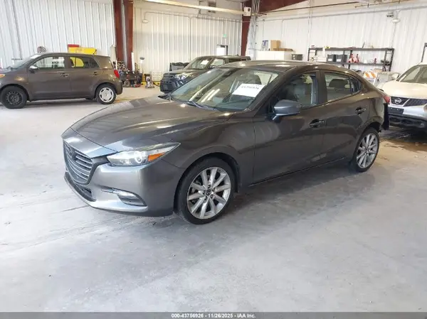 JM1BN1V74H1119830 2017 MAZDA 3 - Image 2