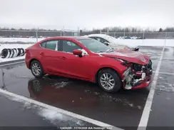 JM1BN1V74J1170248 2018 MAZDA 3