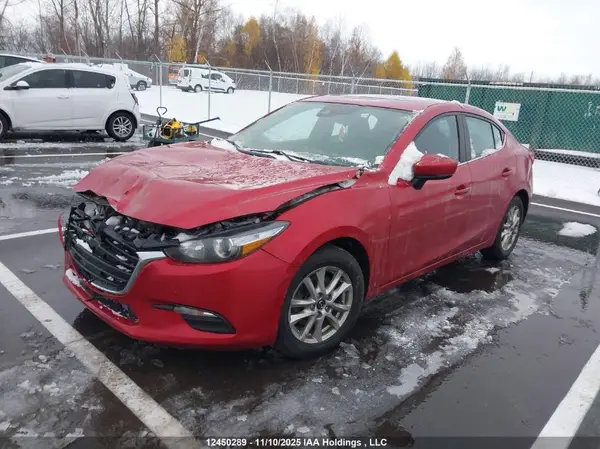 JM1BN1V74J1170248 2018 MAZDA 3 - Image 2