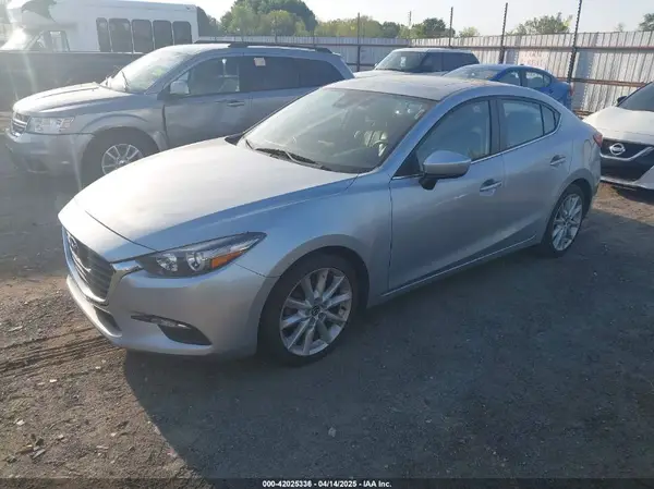 JM1BN1V75H1114684 2017 MAZDA 3 - Image 2