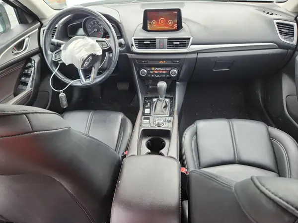 JM1BN1V75H1140881 2017 MAZDA 3 - Image 8