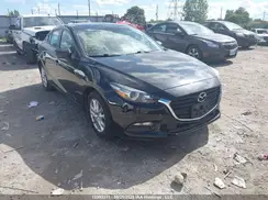JM1BN1V75J1164782 2018 MAZDA 3