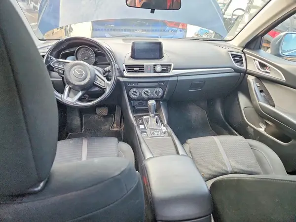 JM1BN1V75J1165978 2018 MAZDA 3 - Image 8