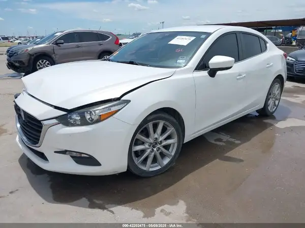 JM1BN1V76H1106335 2017 MAZDA 3 - Image 2