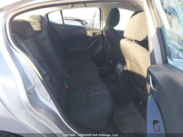 JM1BN1V76H1133003 2017 MAZDA 3 - Image 8