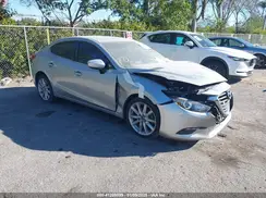 JM1BN1V78H1102612 2017 MAZDA 3
