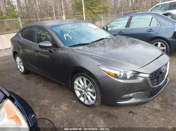 JM1BN1V78H1105767 2017 MAZDA 3 - Image 1