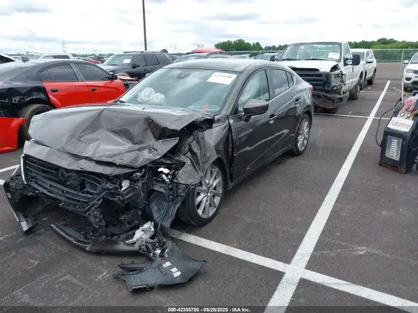JM1BN1V78H1105865 2017 MAZDA 3 - Image 2
