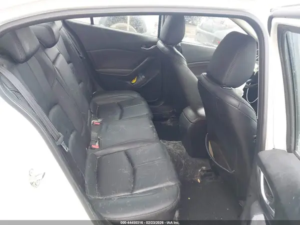 JM1BN1V78H1106126 2017 MAZDA 3 - Image 8
