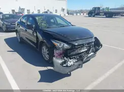 JM1BN1V78J1158166 2018 MAZDA 3