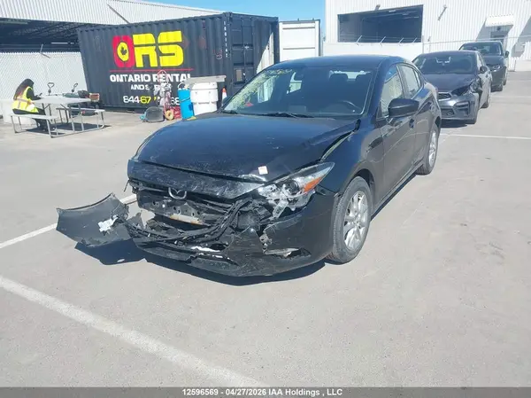 JM1BN1V78J1158166 2018 MAZDA 3 - Image 2